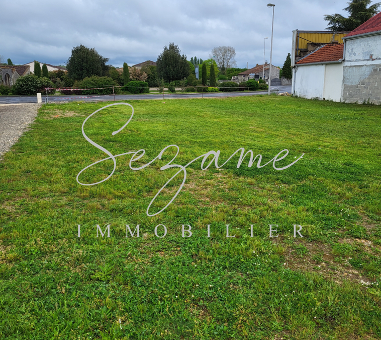 St Yrieix – Fontastier – 5 min Ouest Angoulême – Deux parcelles constructibles de 493 et 501 m²