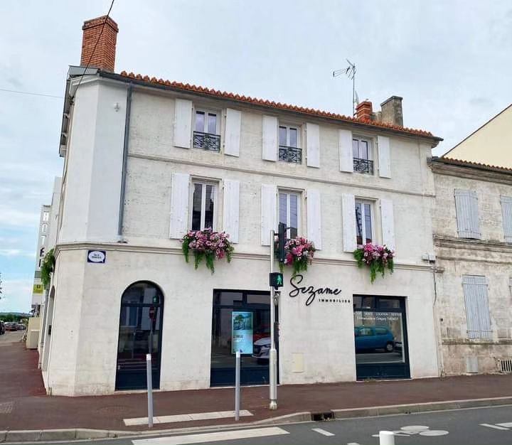 Façade de Saint-Cybard Gestion Angouleme