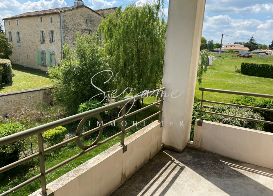 Saint-Yrieix – Plan d’eau – Agréable Studio meublé