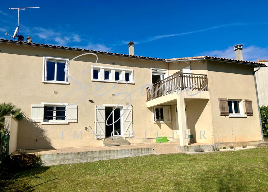 Saint Yrieix – Belle Maison des années 60, F5 rénovée avec Gd garage et jardin clos