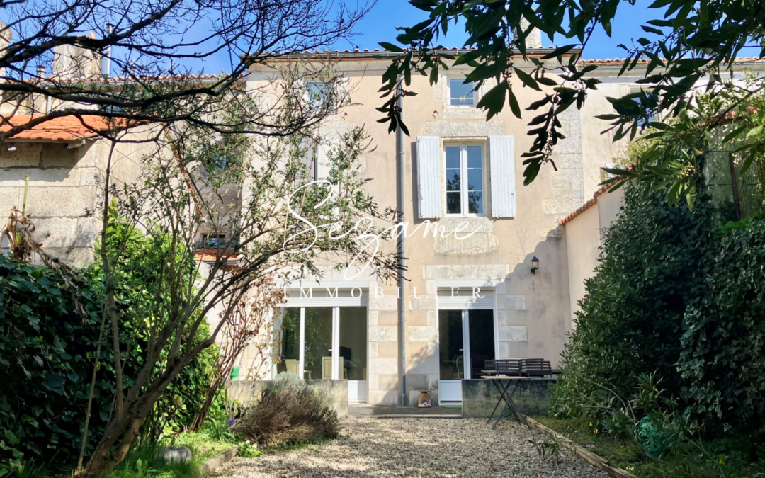 Angoulême – Victor Hugo – Très Belle Maison de Maître F6/F7 avec terrasse et jardin clos