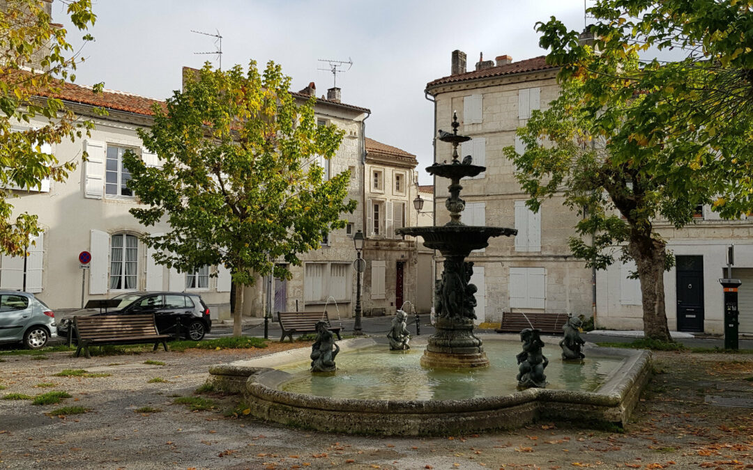Angoulême – Centre-ville – Appartement F2 bis de standing meublé