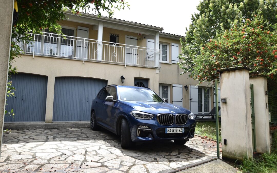 Angoulême – Victor Hugo – Belle Maison de ville F7 avec double garage et jardin clos