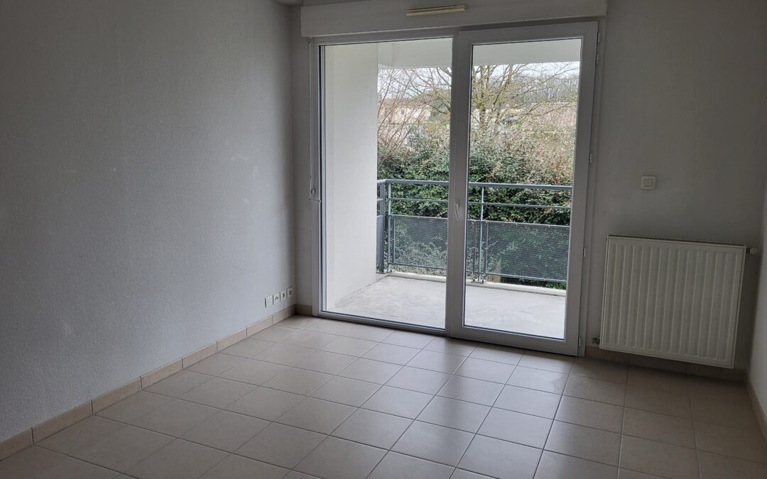 Fléac – Appartement F2 de standing BBC et avec balcon
