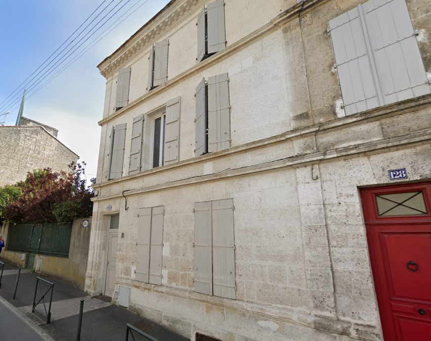 Angoulême – Centre-Ville – Bel Appt  F2 au 1er étage