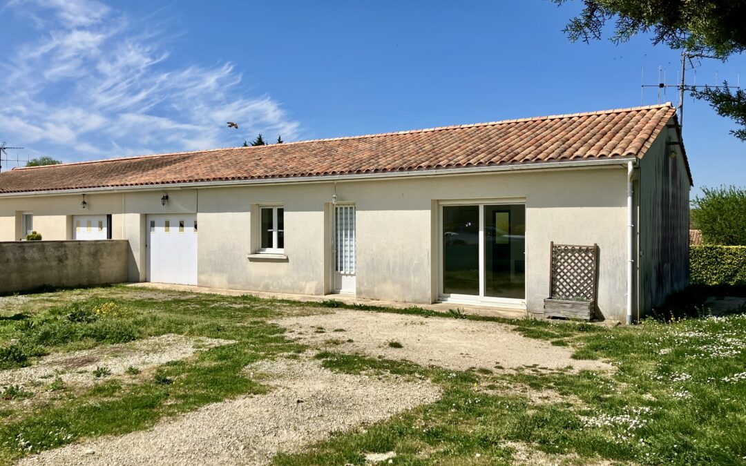 Douzat – Villa P/P F3 avec garage et jardin