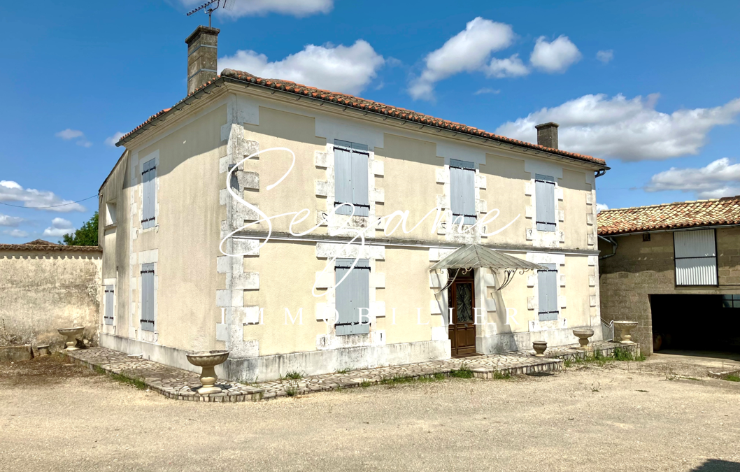 Marsac – 10 min Nord/Ouest Angoulême – Maison Charentaise de 140 m² avec dépendances