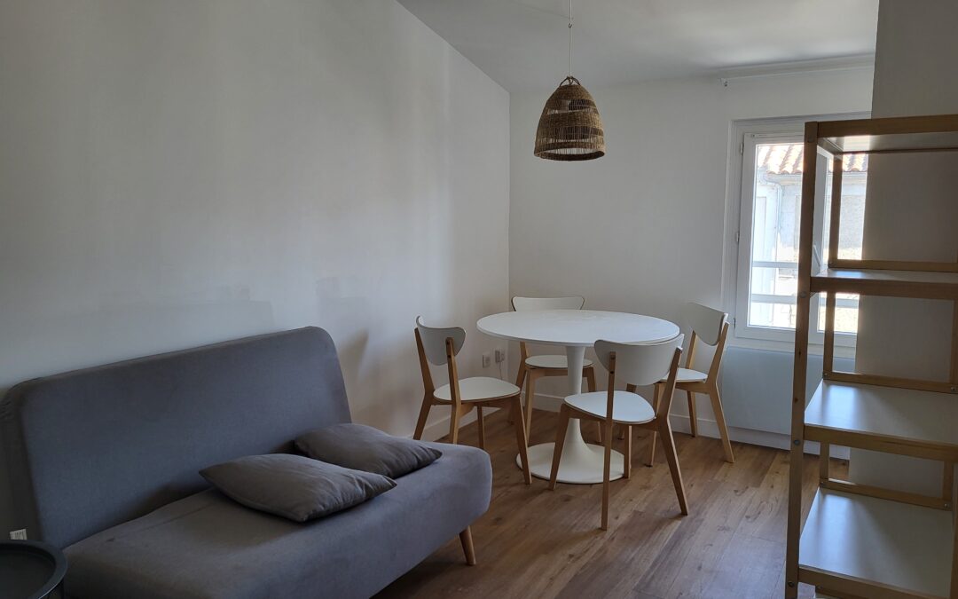 Angoulême – La Madeleine – Appt F3 duplex entièrement meublé