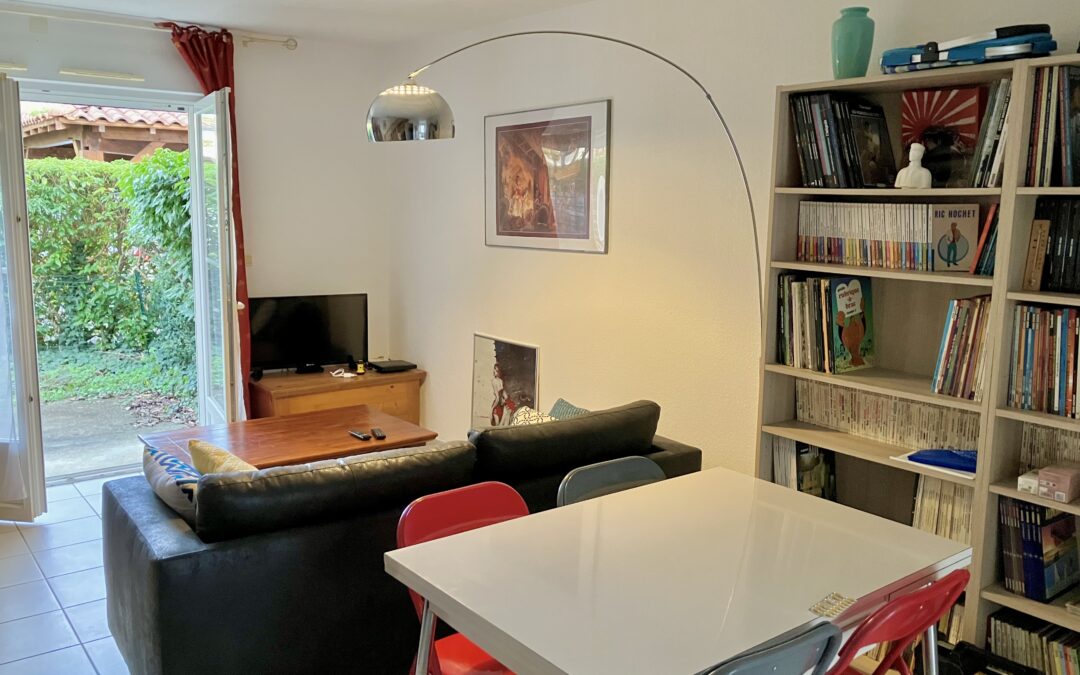 Saint-Yrieix, 5 min Angoulême – Plan d’eau – Agréable Maison F3 avec jardin clos, garage et parking privé