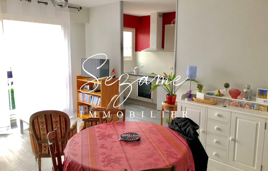 Angoulême – St Cybard – Très Bel Appt F2 rénové, 1er étage, parking privé