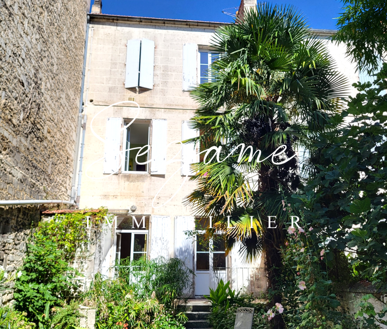 Angoulême St Gelais, proche centre-ville – Belle Maison de charme F6 avec terrasse et jardin clos.