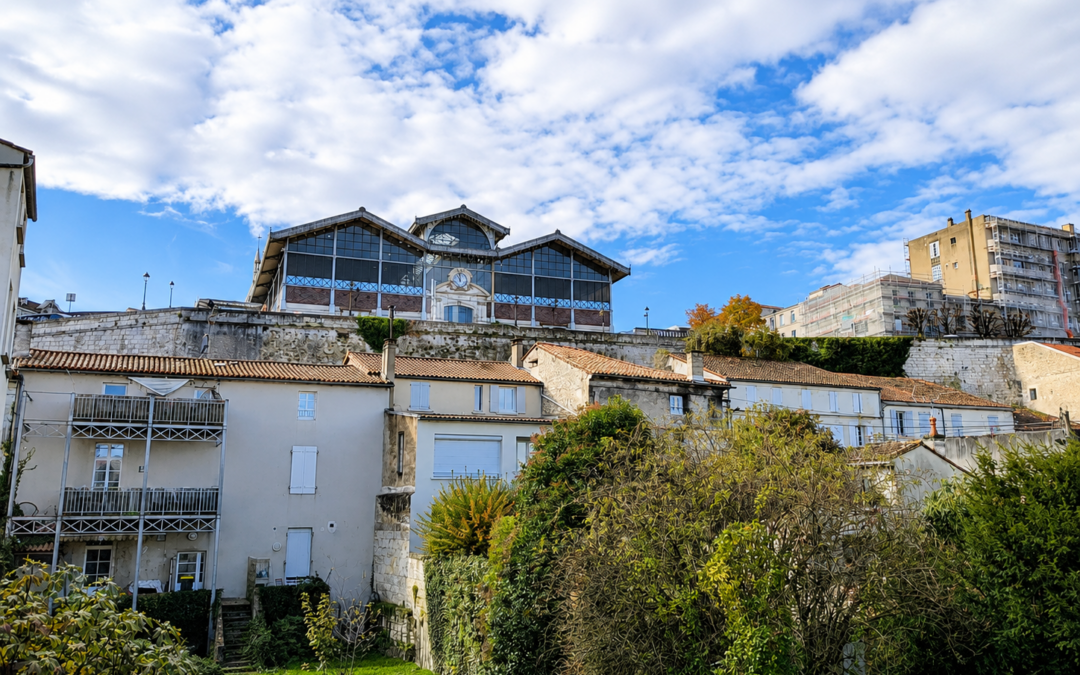 Angoulême – Centre-ville – Appartement F2 au 3ème étage