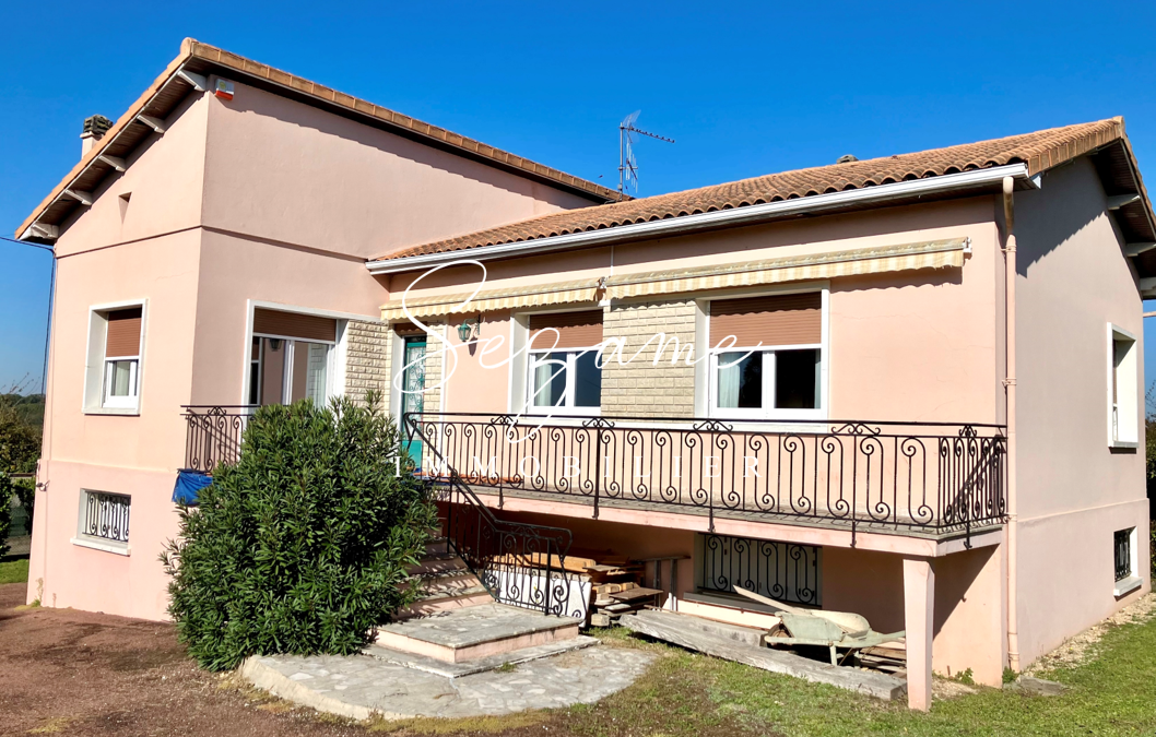 Nersac – Agréable Maison sur sous/sol F7, dépendances, Gd terrain clos, constructible