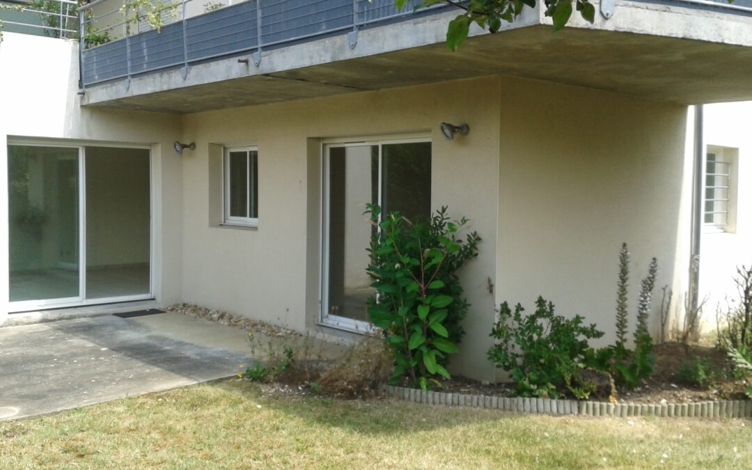 Angoulême Saint Cybard – au calme – Bel Appt F3 rez de jardin, garage