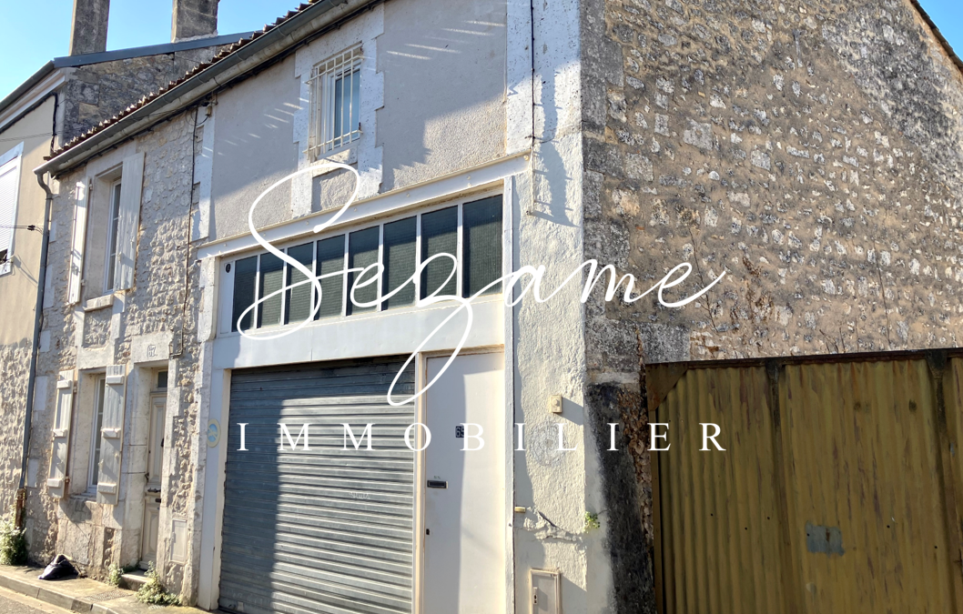 Angoulême – Victor Hugo – Agréable Maison F4 type Loft av garage et cour