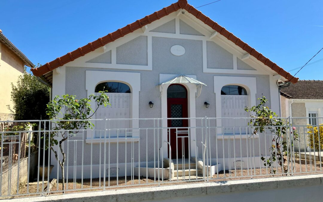 Angoulême – Saint-Cybard – Belle maison F4 des années 1930 entièrement rénovée avec garage et jardin