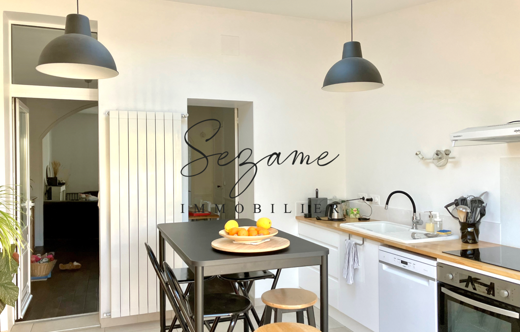 Angoulême Victor Hugo – Belle Maison de ville F4, jardin, entièrement rénovée avec goût