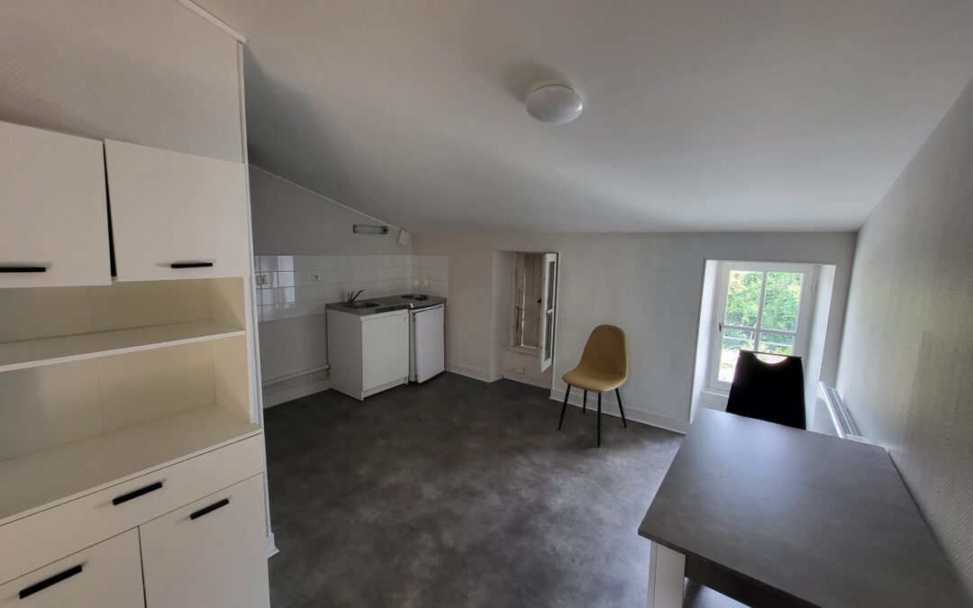 Angoulême – Victor Hugo – Appartement F2 meublé