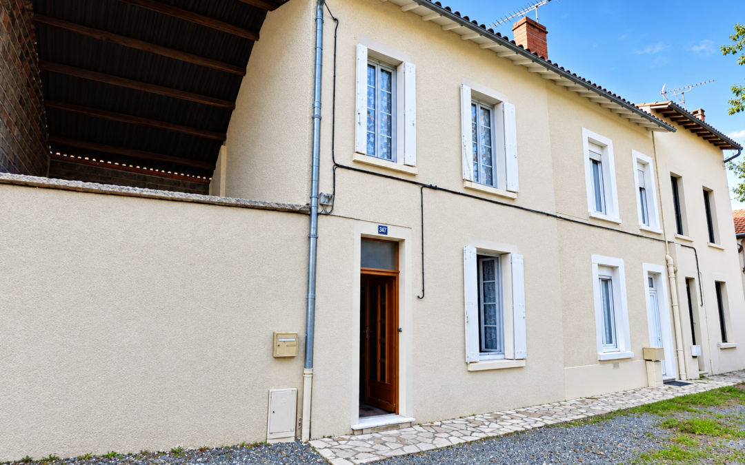 Angoulême – Saint-Cybard – Maison F3 avec cour et parking