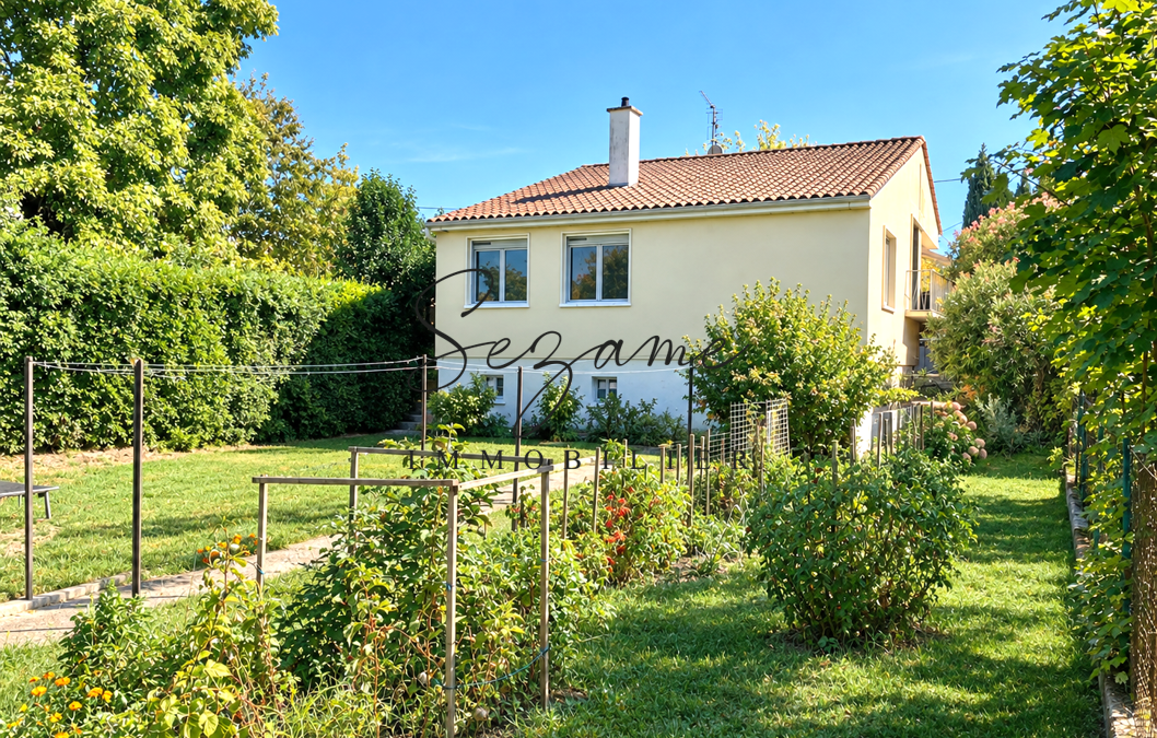 Angoulême St Martin – Agréable Maison indépendante F4 avec gd jardin clos