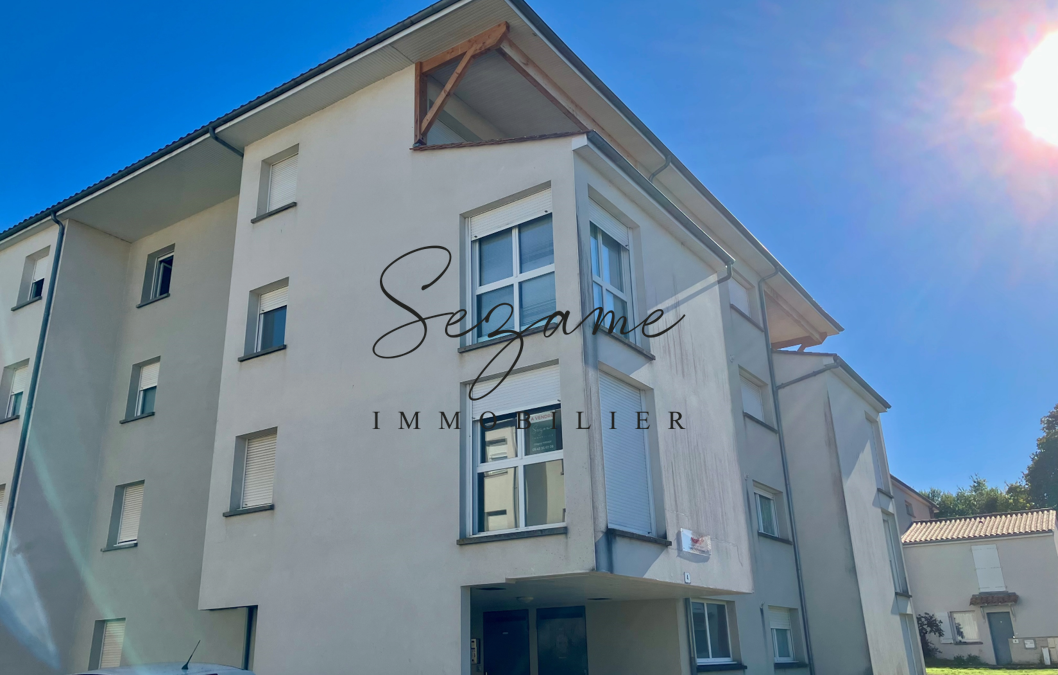 Angoulême, 5 min Sud, Agréable Appt F2 à rafraichir de 50 m²